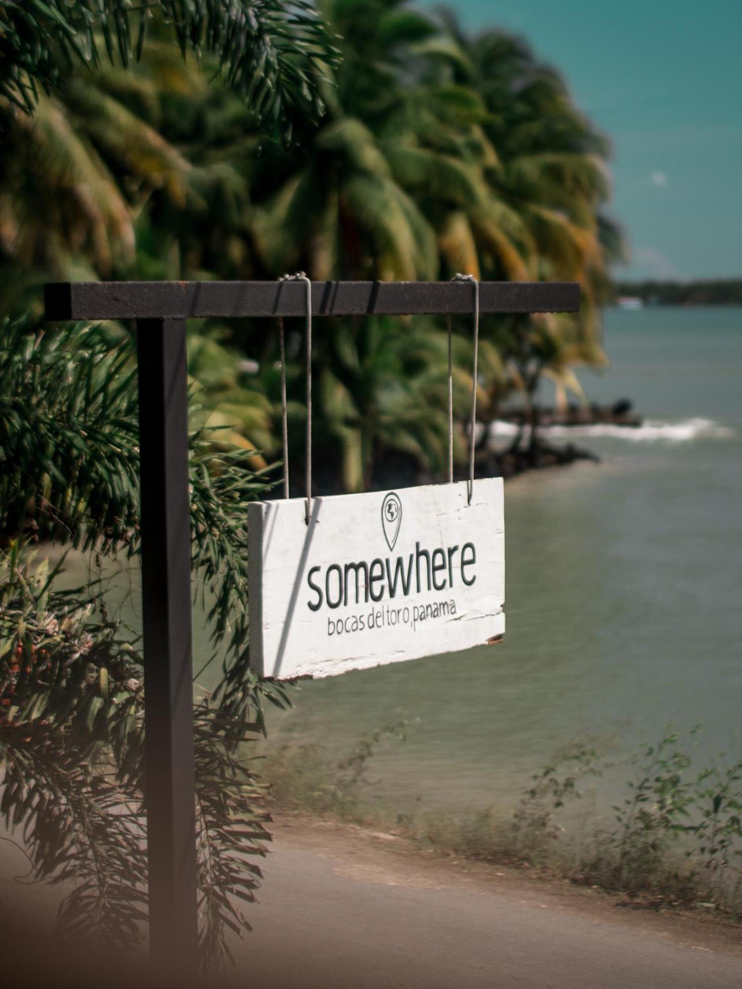 Somewhere Bocas Town Bagian luar foto